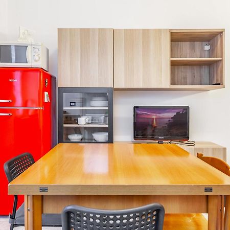 Lomellina Comfy Apartment Milano Exteriör bild